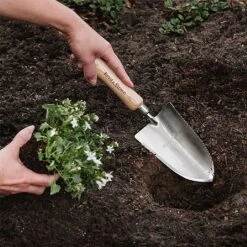 Kent & Stowe Stainless Steel Capability Trowel -Chic Outdoor Garden 1139543 3