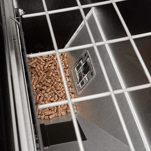 Weber Smoke Fire EPX4 Stealth Black Wood Pellet Grill 6 Weber Smoke Fire EPX4 Stealth Black Wood Pellet Grill - Image 6