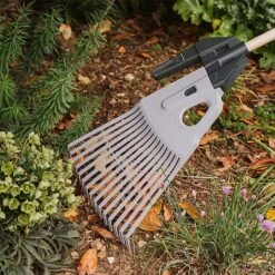 Kent & Stowe 3-in-1 Garden Rake 7 Kent & Stowe 3-in-1 Garden Rake -Chic Outdoor Garden 1193048 2