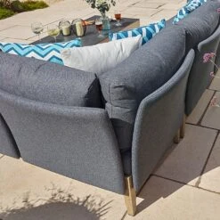 Bramblecrest Volterra Lounge Set -Chic Outdoor Garden 1219269 3